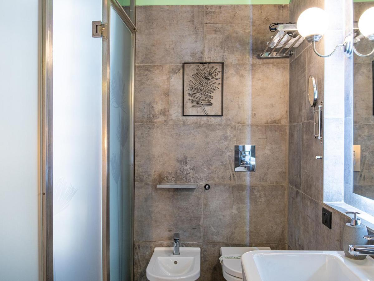Design 4 Rooms Syracuse ภายนอก รูปภาพ